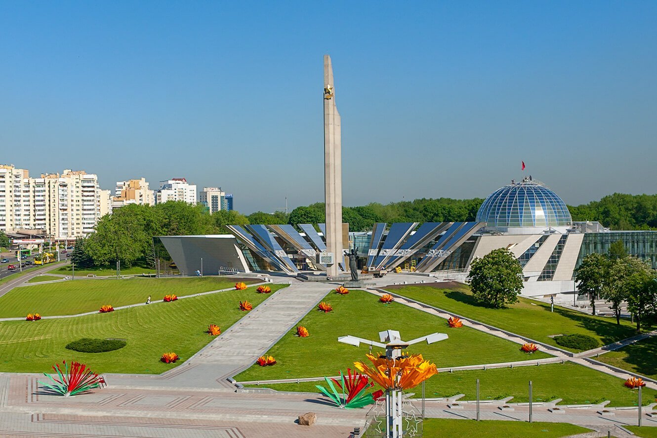 https://planetabelarus.by/sights/obelisk-minsk-gorod-geroy/